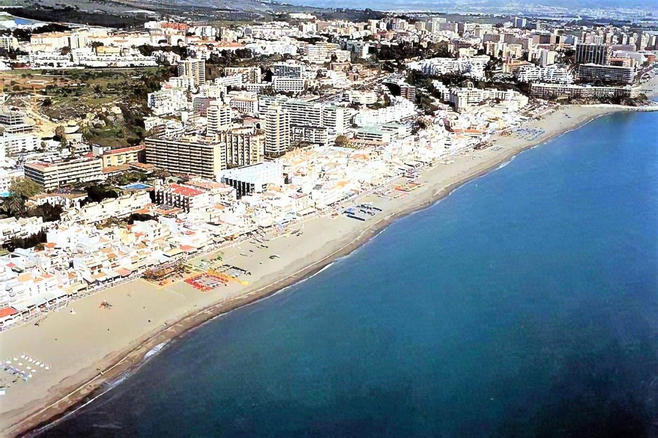 Apartamento Torremolinos - A 600M De La Playa De La Carihuela - Piscina - Parking Gratis - Excelente Conexion Wifi Buitenkant foto